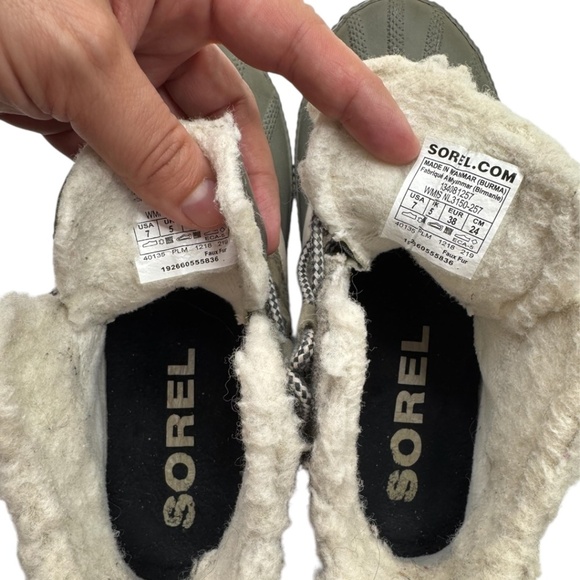 Sorel Out N About Plus Duck Boots - Picture 9 of 12